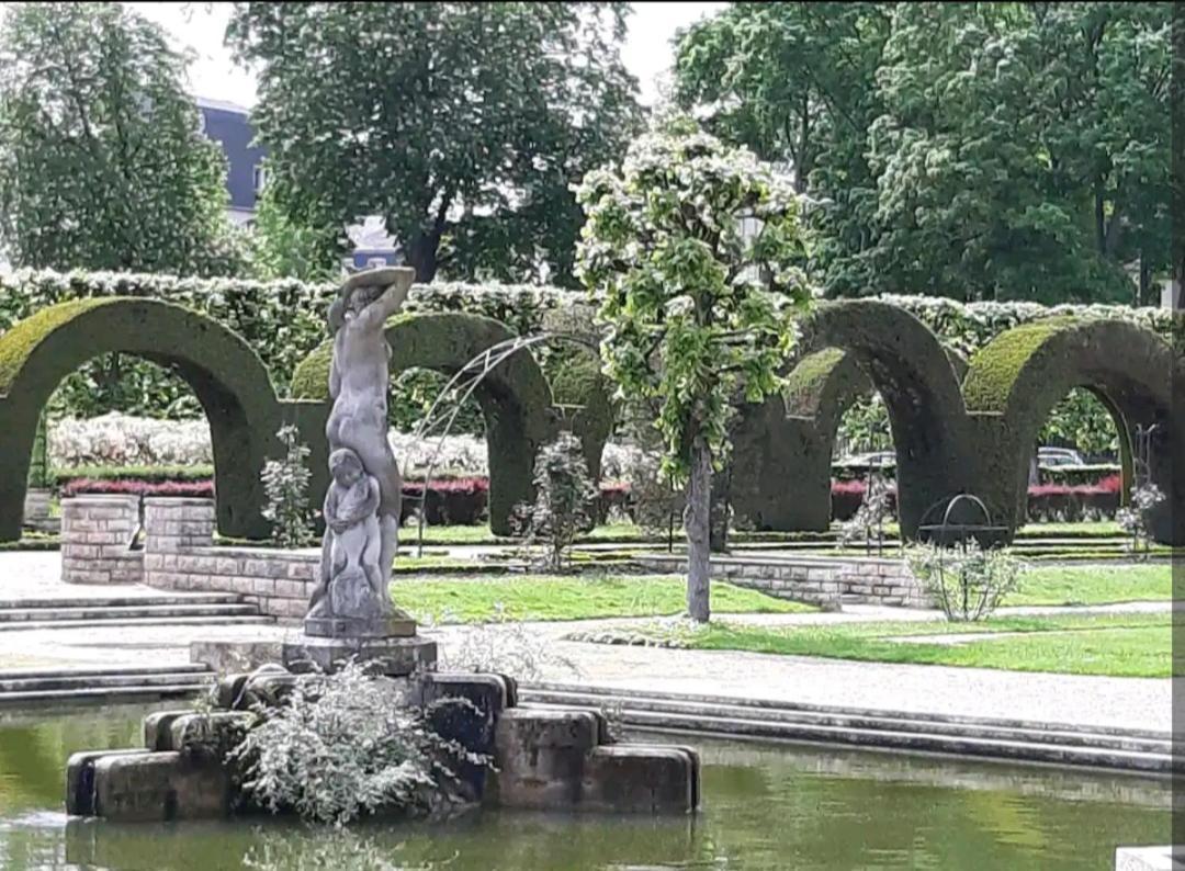 La Romantique Bourges Extérieur photo