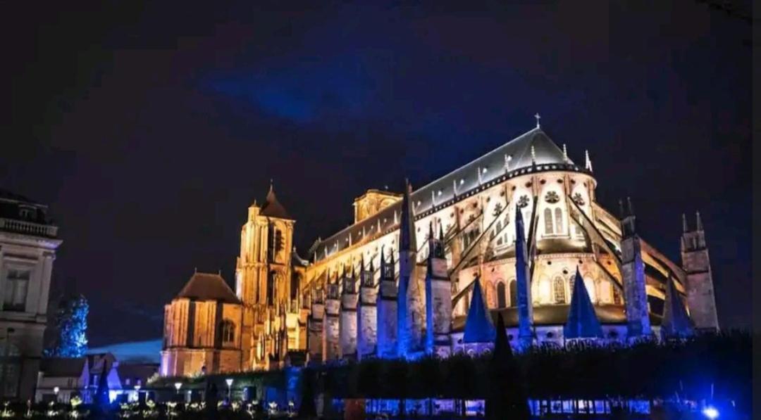 La Romantique Bourges Extérieur photo